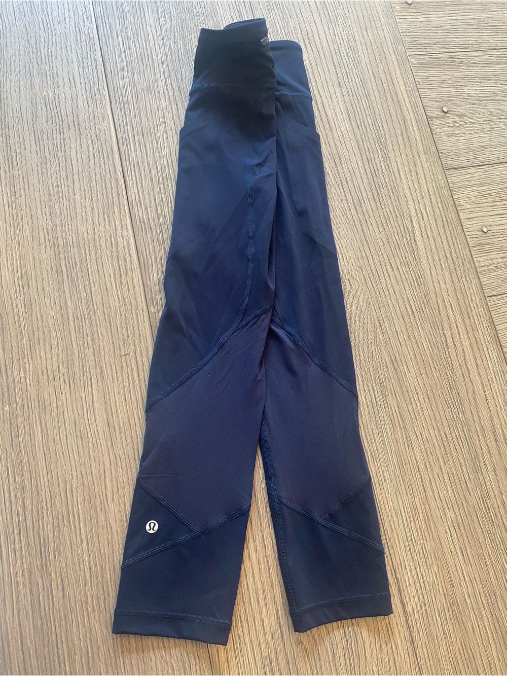 Lululemon Athletica wunder under crop 23 inch Size 4, Navy